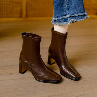 真皮 加绒瘦瘦靴 棕色软皮方头粗跟中跟5cm高跟短靴女2025秋冬新款