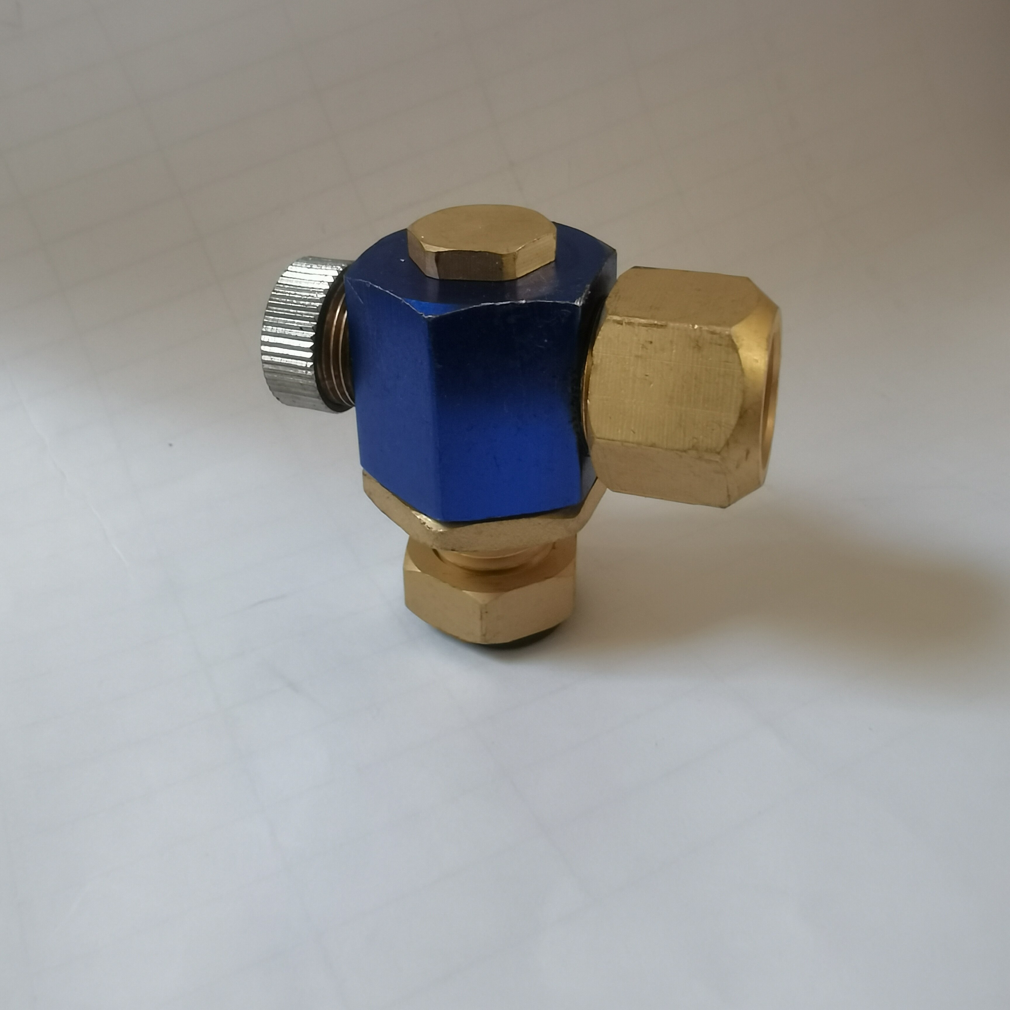 高压雾化扇形陶瓷喷头小蜜蜂喷嘴儿远射程两用打药机通用喷头