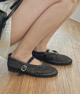 衣玲女鞋时髦百搭ins复古潮流一字带网纱玛丽珍渔网平底凉鞋女