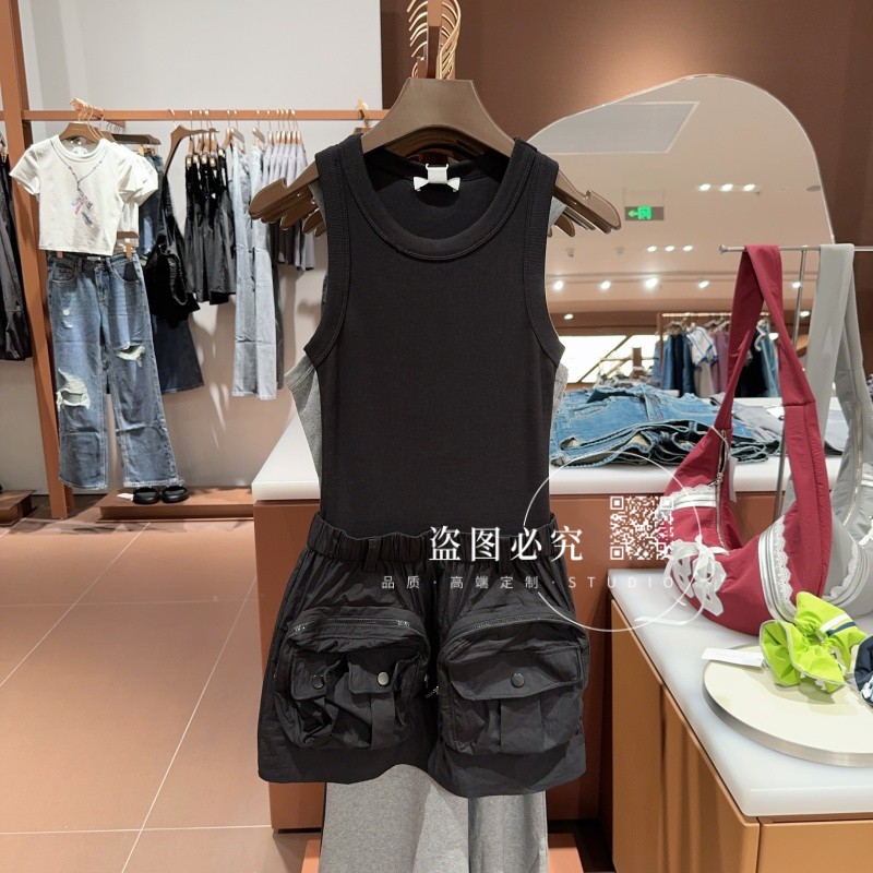 UR UX女装2025夏季新款休闲工装风立体口袋拼接设计无袖连衣裙