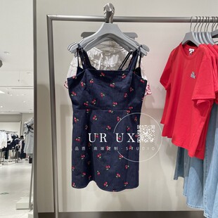UR UX2025夏季时尚气质新款女装甜美风撞色刺绣吊带牛仔连衣裙