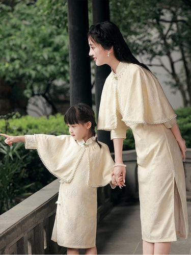 新中式旗袍亲子装母女连衣裙2024新款司藤同款女童唐装套装中国风