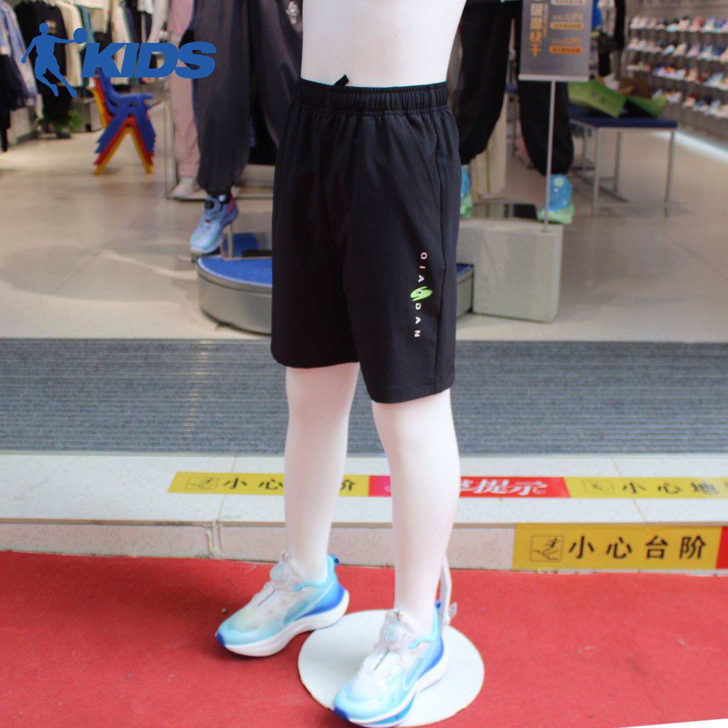 乔丹儿童2026夏新款男中大童梭织五分裤速干运动短裤TDBKZA263050
