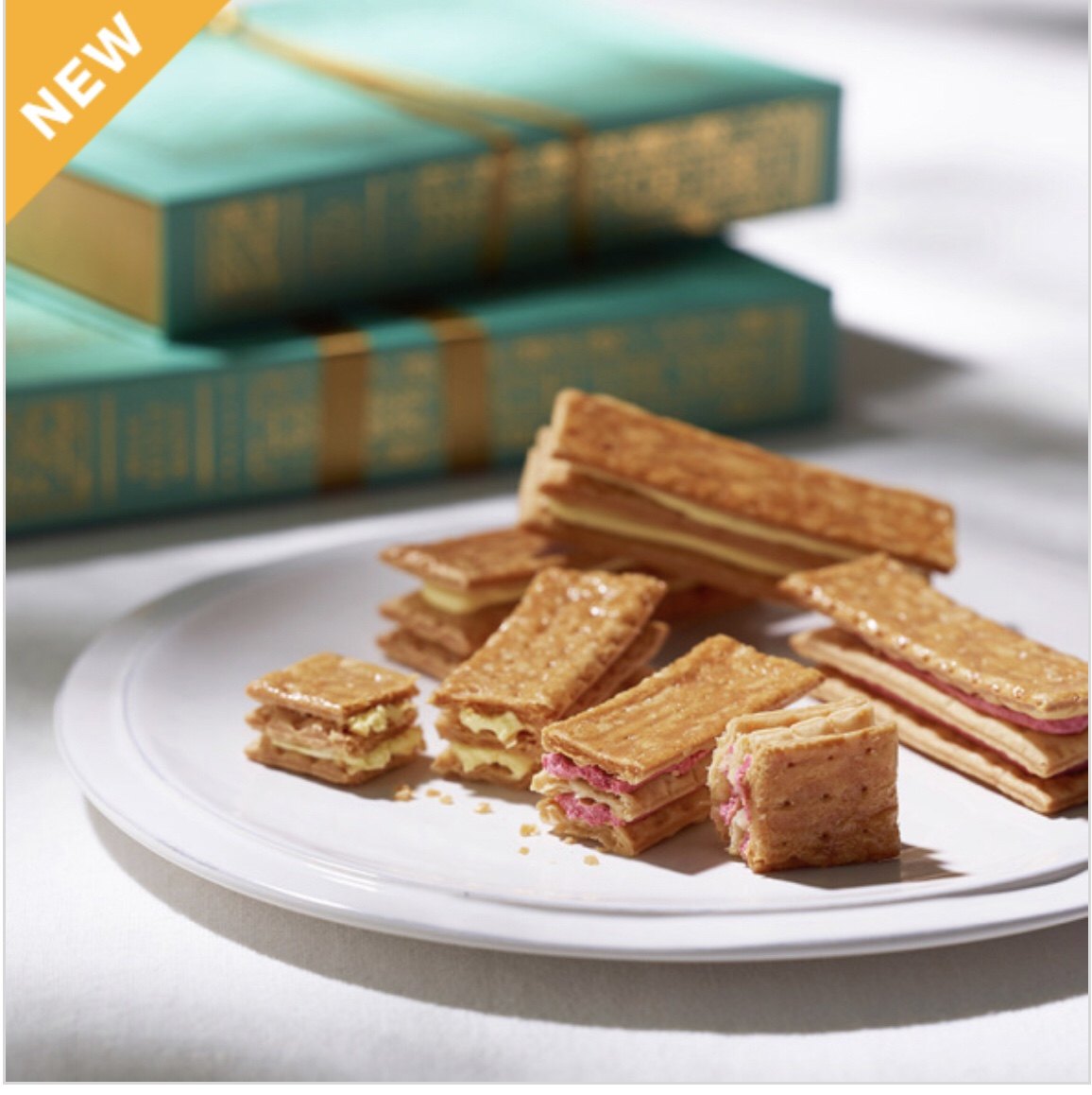 订购 日本 人气产品 柠檬x树莓奶油双层夹心三明治饼干 礼盒