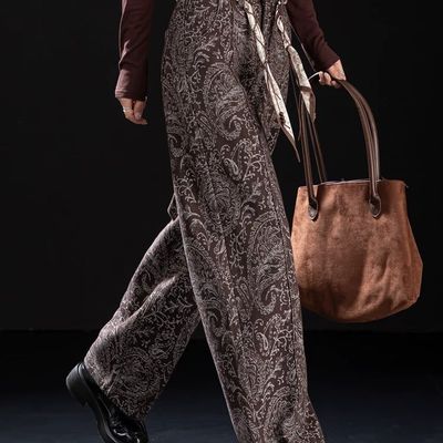 时尚腰果花加绒牛仔裤女