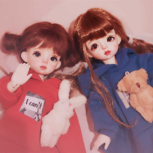 清仓【现货】BJD六分娃娃套装 SD娃衣 宽松版烫画卫衣裙+袜子2点