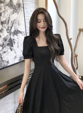 方领连衣裙夏季法式赫本风小黑裙复古胖妹妹高端气质名媛长款长裙