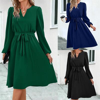 Long-sleeved small V-neck strappy dress  长袖小V领绑带连衣裙