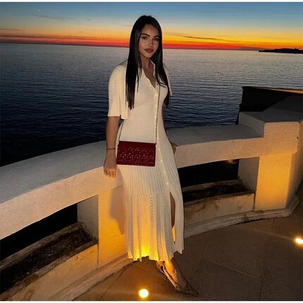 Short sleeve button-down knitted women's dress短袖纽扣针织裙