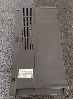 日本 三菱Mitsubishi\t变频器FR-F740-30K-CHT1全新原装正品