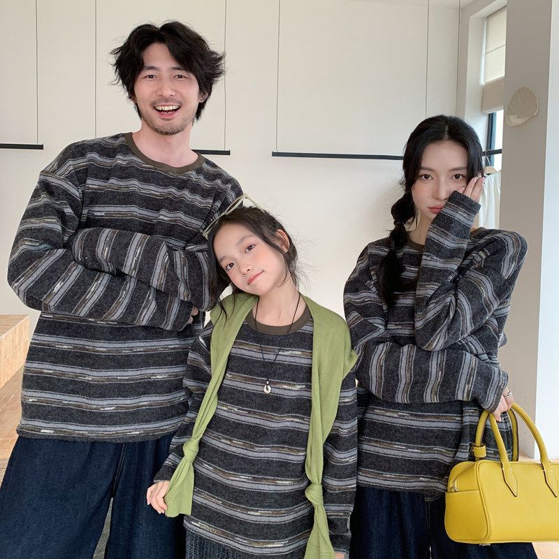 亲子装一家三口卫衣春秋新款落肩宽松家庭装母子母女复古条纹上衣