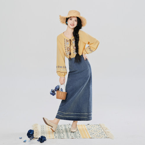 织造司[花瑾]田园风出游明媚多巴胺穿搭国风刺绣上衣牛仔半身裙女