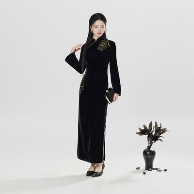 织造司[晚来香]新中式弹力修身丝绒刺绣长袖旗袍礼服冬装连衣裙女