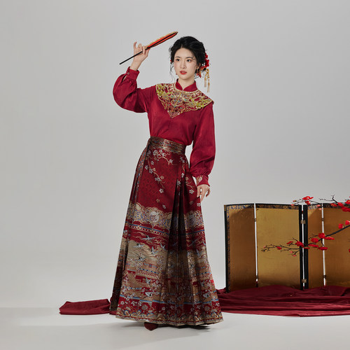 织造司[故宫春景]云肩立领衬衫明制妆花马面裙汉服女订婚服敬酒服