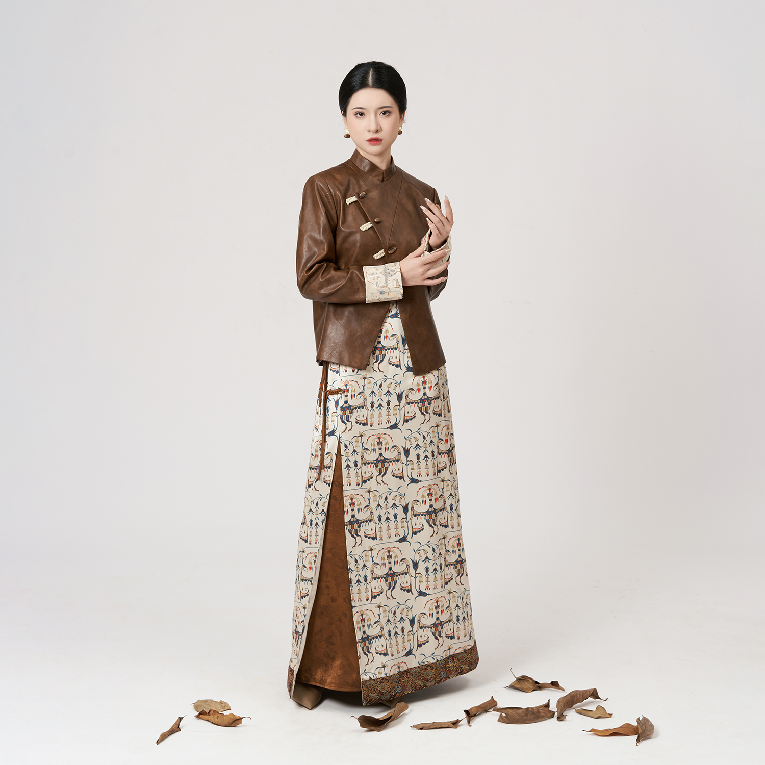 织造司[墨羽谦]华彩东方秀款新中式国风皮衣外套女夹克半身裙长裙