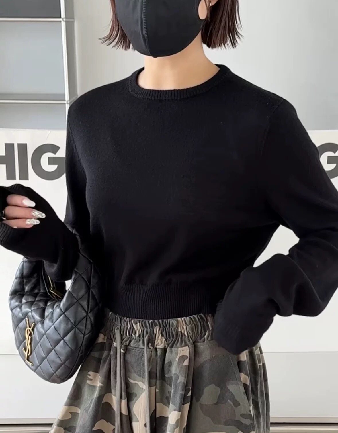 诗歌兰女装2026春款 25132潮流个性美式极简长袖短款针织衫女