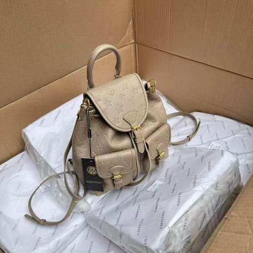 吊牌价3K+！国内公司单~经典老花压花英伦时尚双口袋单肩双肩背包