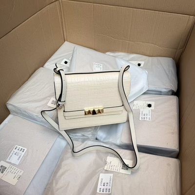 大厂代工！限量几十个！高定尾单~经典鳄鱼纹牛皮单肩斜挎小猪包