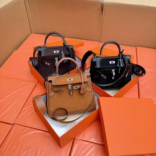 高端反绒牛皮头层牛皮镂空蕾丝花边凯莉包 级别 限量几十个 千元