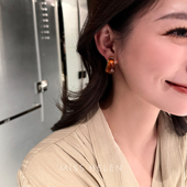 MISS HELEN 琥珀宽耳圈蜜蜡耳钉女耳夹气质小众简约精致生日礼物