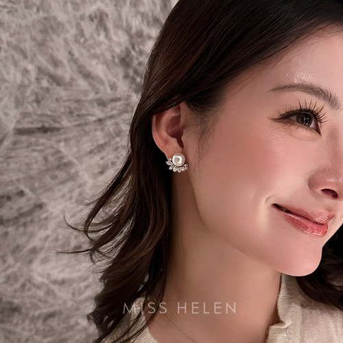 MISS HELEN  白雪皇后仿水晶珍珠雪花耳夹女耳钉银针百搭通勤耳饰