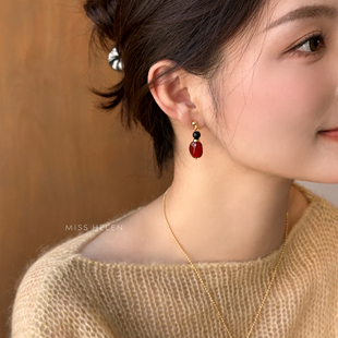 无耳洞蚊香盘耳饰冬季 红石榴」耳钉耳夹女文艺范新款 HELEN MISS