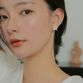MISS HELEN精致五角星锆石耳钉高级感简约气质耳夹女无耳洞耳环