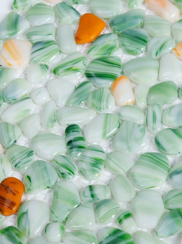 Стеклянная мозаичная плитка без стекла.