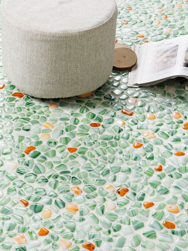 Стеклянная мозаичная плитка без стекла.