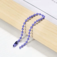 10 темно -фиолетовых