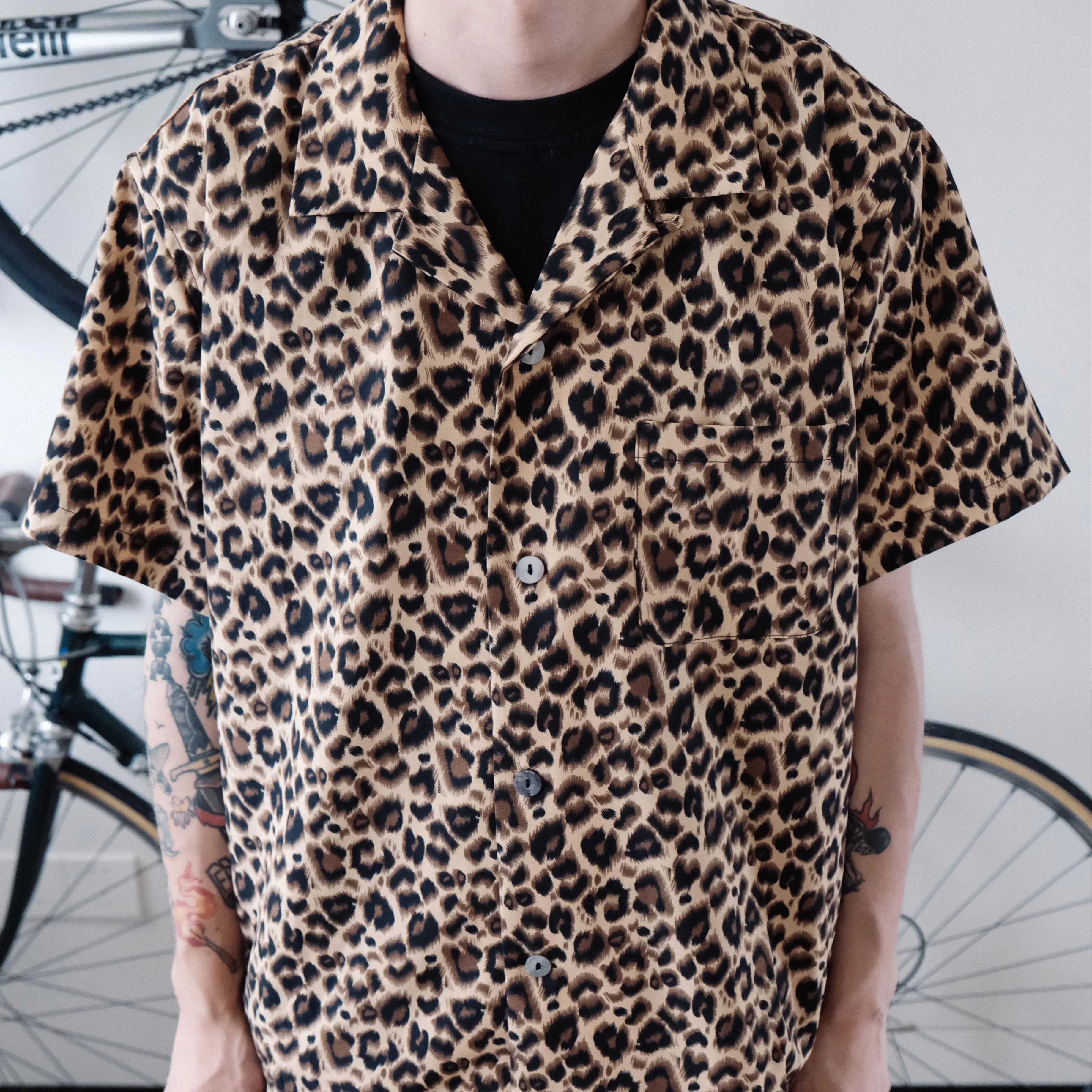 EIGHTHOOD豹纹衬衫美式复古夏威夷古巴领摇滚印花短袖衬衫