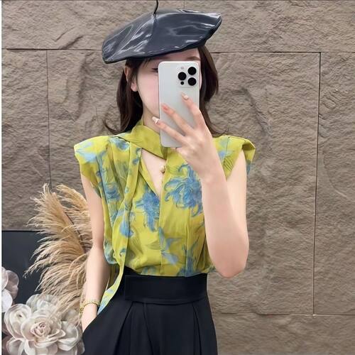 今年流行的爆款女装夏季2026新款飘带无袖衬衫独特漂亮巨好看上衣