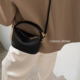Niche  Cloud Box Bag Women Casual Crossbody Shoulder Bag