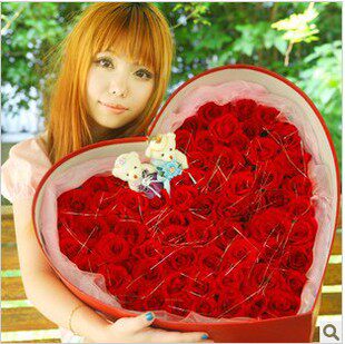 沈阳鲜花铁西同城速递七夕情人节礼盒花店99朵红色玫瑰生日