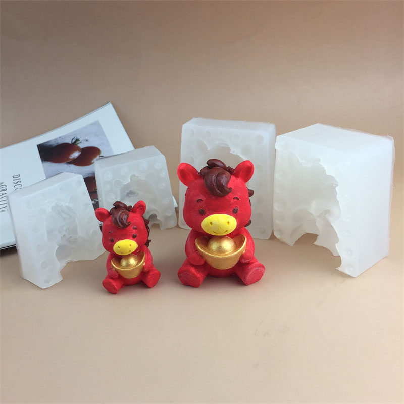 新年立体圆眼抱元宝马diy硅胶模具翻糖蛋糕巧克力甜品香薰石膏模,厨房/烹饪用具,烘焙模具,淘宝优惠券,粉丝福利购,淘宝优惠卷