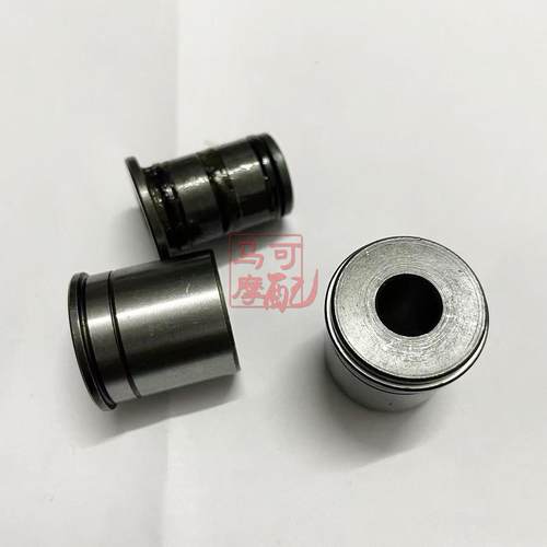 台湾KOK水冷大沙125中轴套CH125 风速125发动机轴套弹灯125中轴套