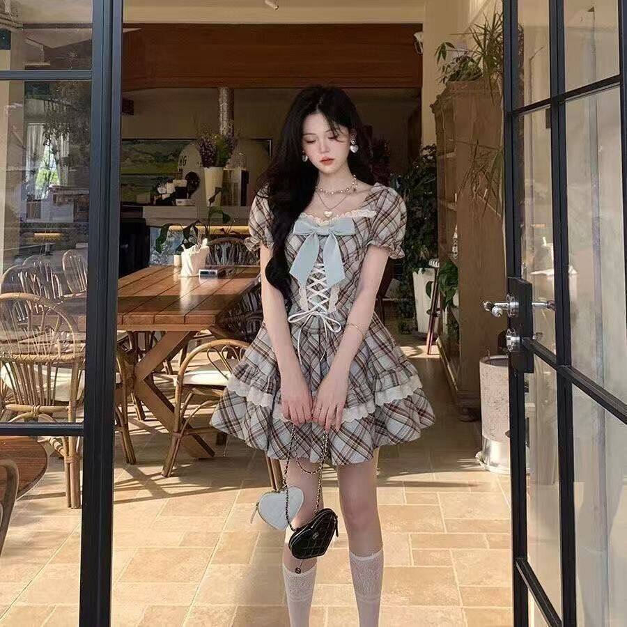 新款复古结方领格纹连衣裙公主裙夏天短袖蕾丝绑带显瘦小个子女生