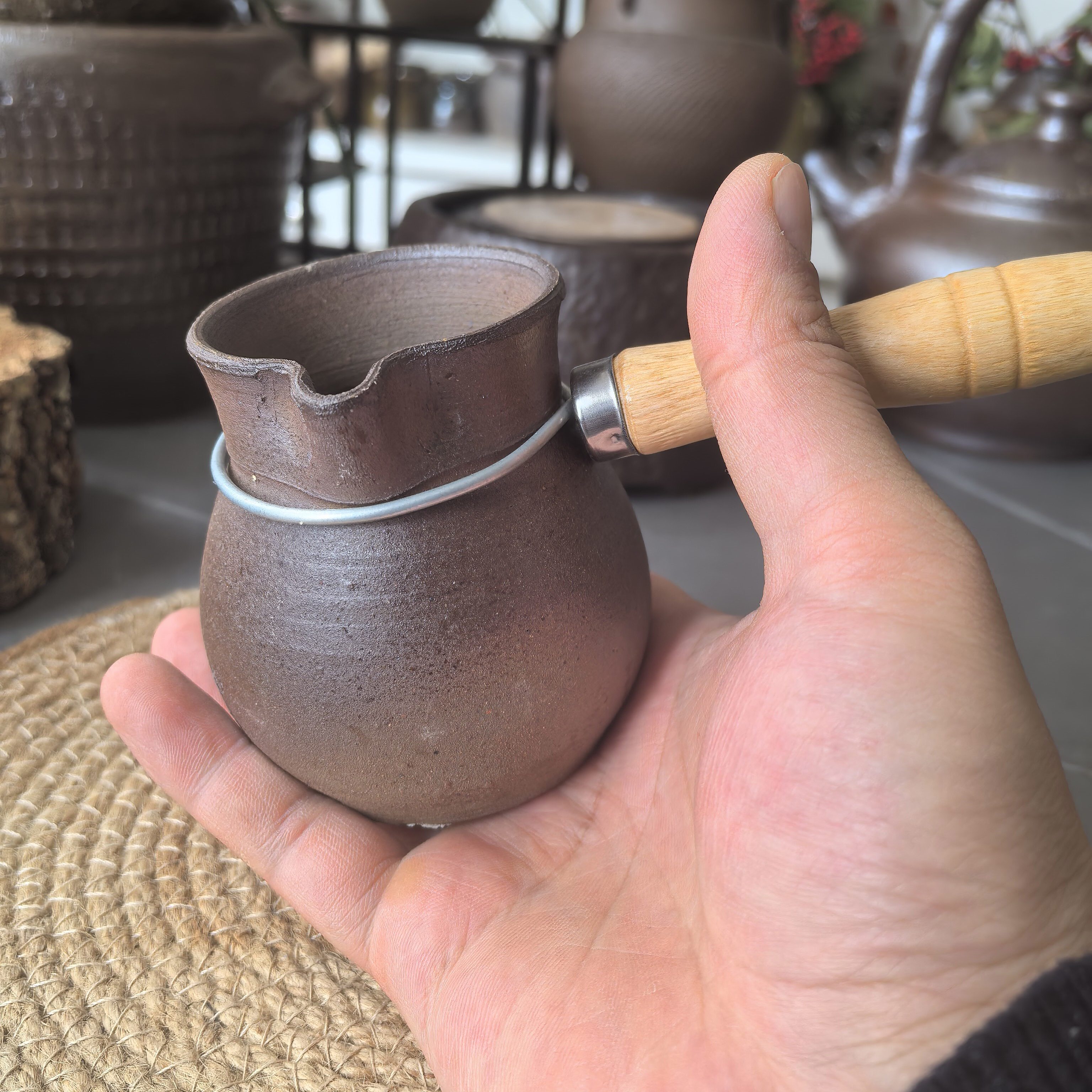 成县沙坝手工柴烧木把手煮茶罐大容量熬茶土陶粗陶无釉耐高温