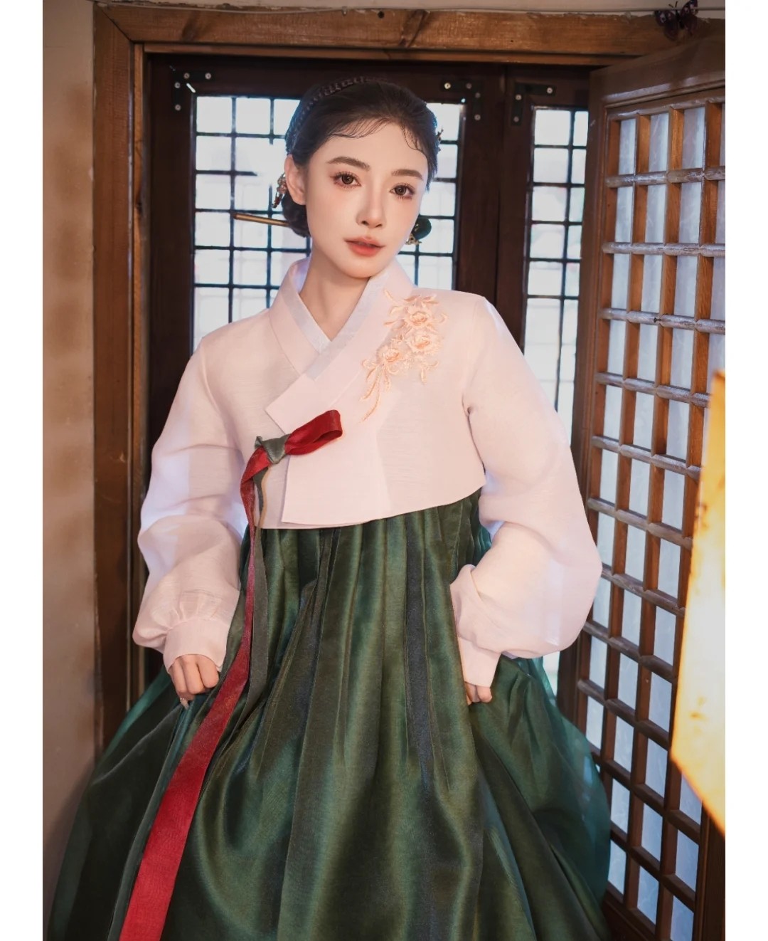 연길 여행 사진 한복과 한국 공연 의상