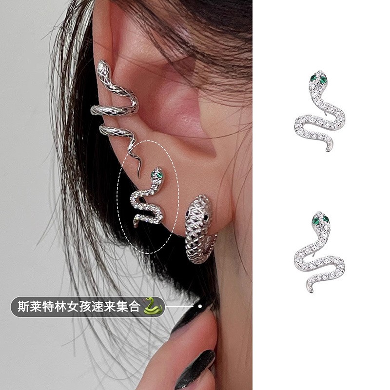 s925纯银灵蛇耳钉女ins甜酷风超闪镶锆石辣妹可叠戴绿钻小蛇耳环