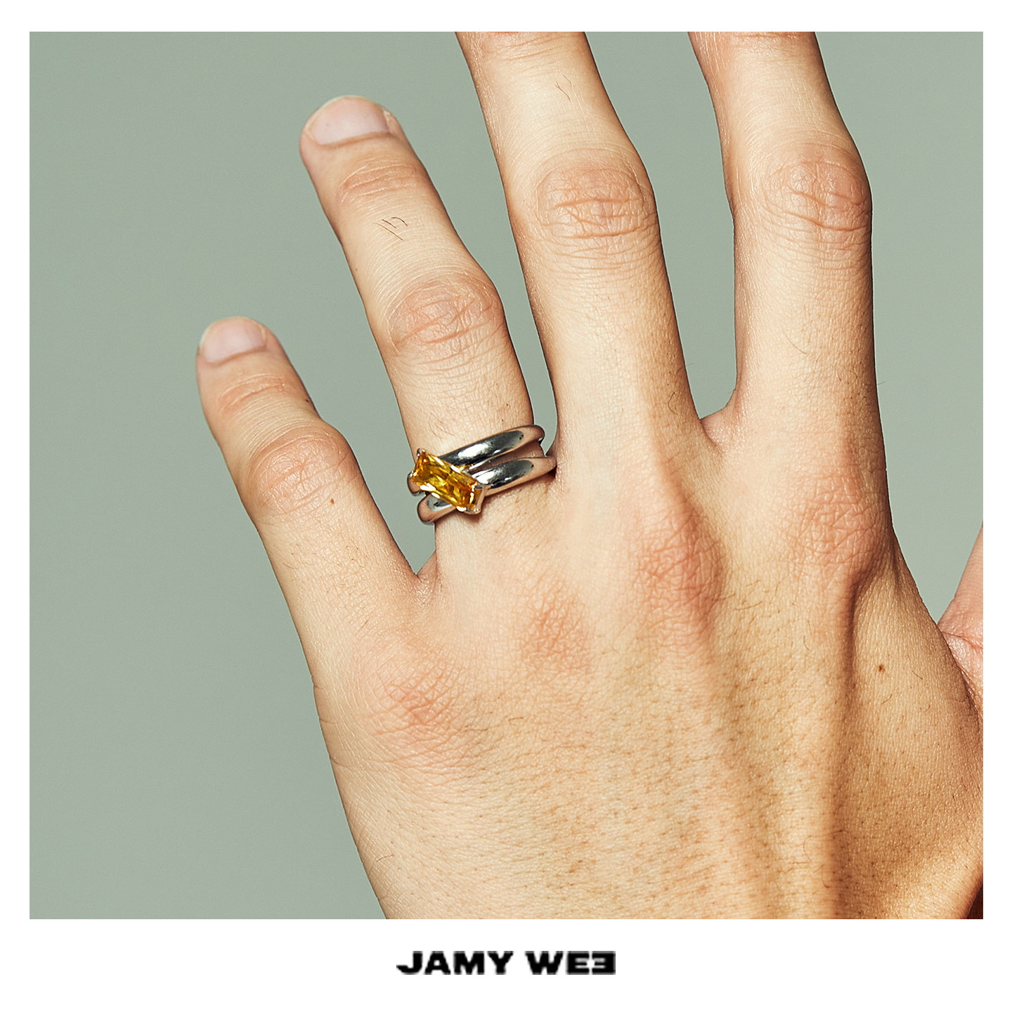 JAMY WEE原创设计男女同款925银镀白金镶黄锆石梭形简约开口戒指