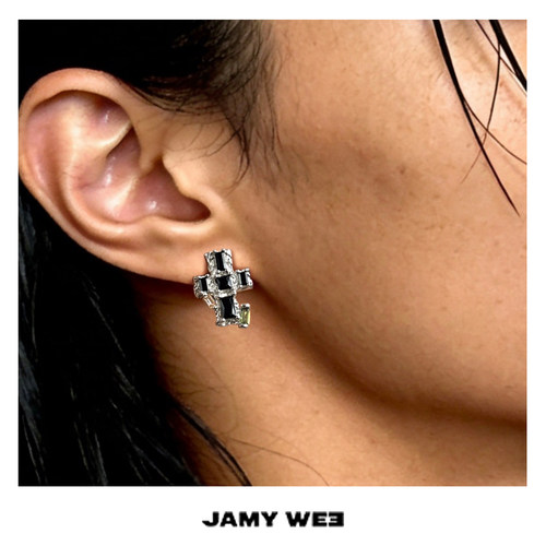 JAMYWEE银镶锆石做旧个性耳钉