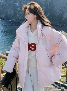 现货2025新款冬装宽松字母羽绒新标90绒2D009-Y12-P290控458