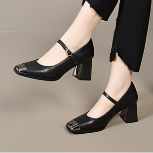 法式方头2026春新款玛丽珍鞋女黑色粗跟一字扣百搭显瘦气质通勤鞋