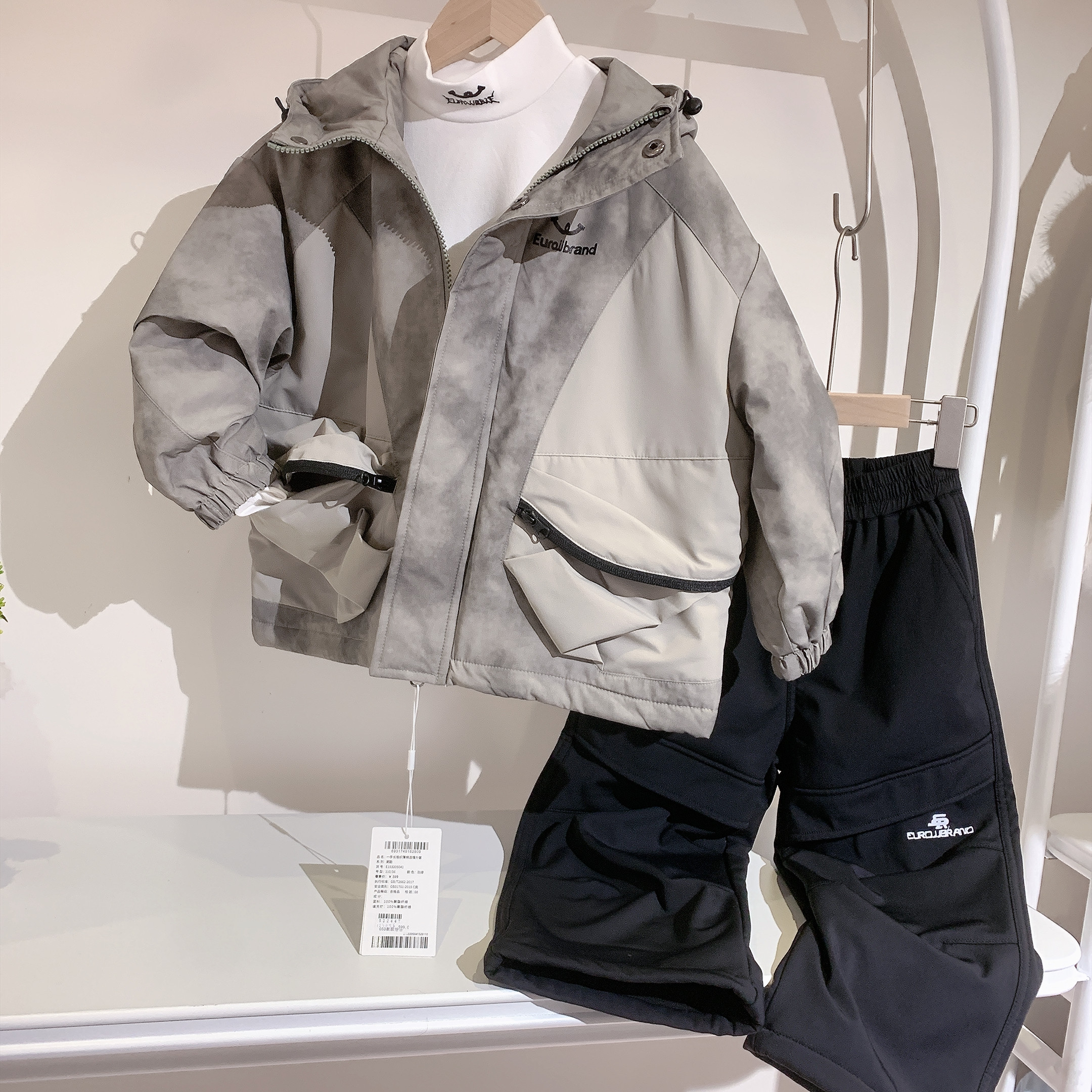 儿童棉服外套秋冬季男童时尚洋气百搭薄棉冲锋衣外套时尚带帽外套