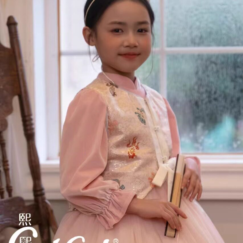 熙熙公主裙女童汉服新款秋冬洋气小女孩新中式改良两件套唐装
