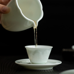 仿宋湖田窑影青瓷浮雕茶杯主人杯品茗杯闻香杯家用复古个人泡茶杯