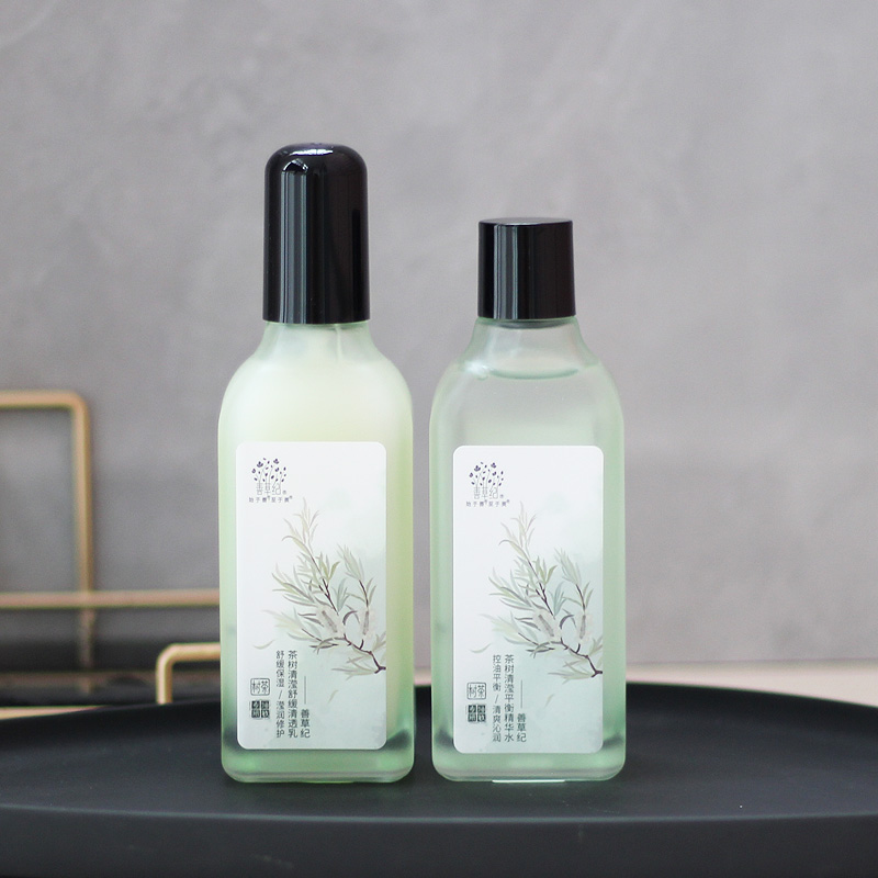 善草记新款清影控油祛痘修护水乳