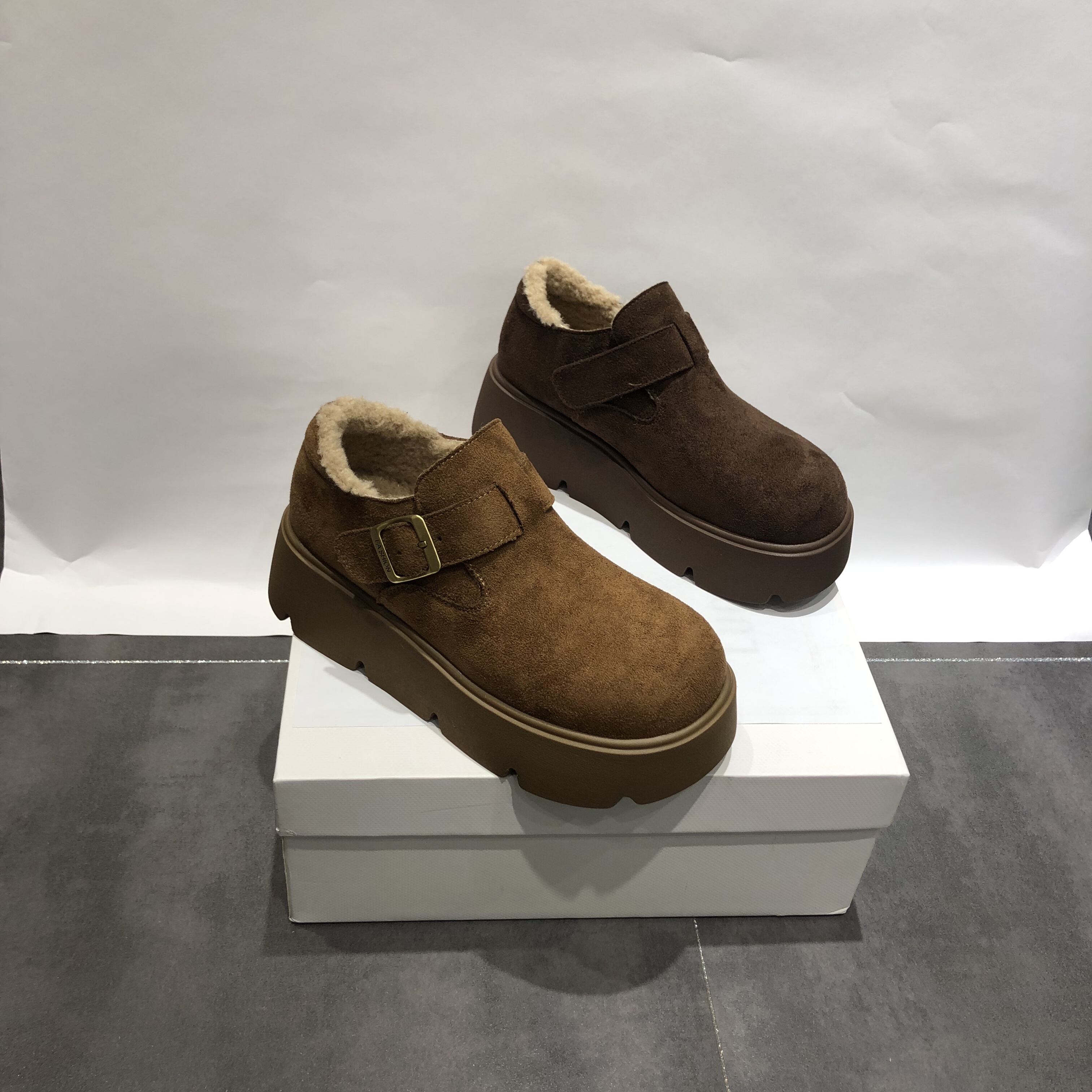 LFR小个子厚底增高勃肯鞋女2025新款冬季加绒保暖显脚小松糕女鞋