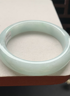 缅甸翡翠手镯A货57.1MM手镯淡晴水绿冰糯种玉手镯女款珠宝